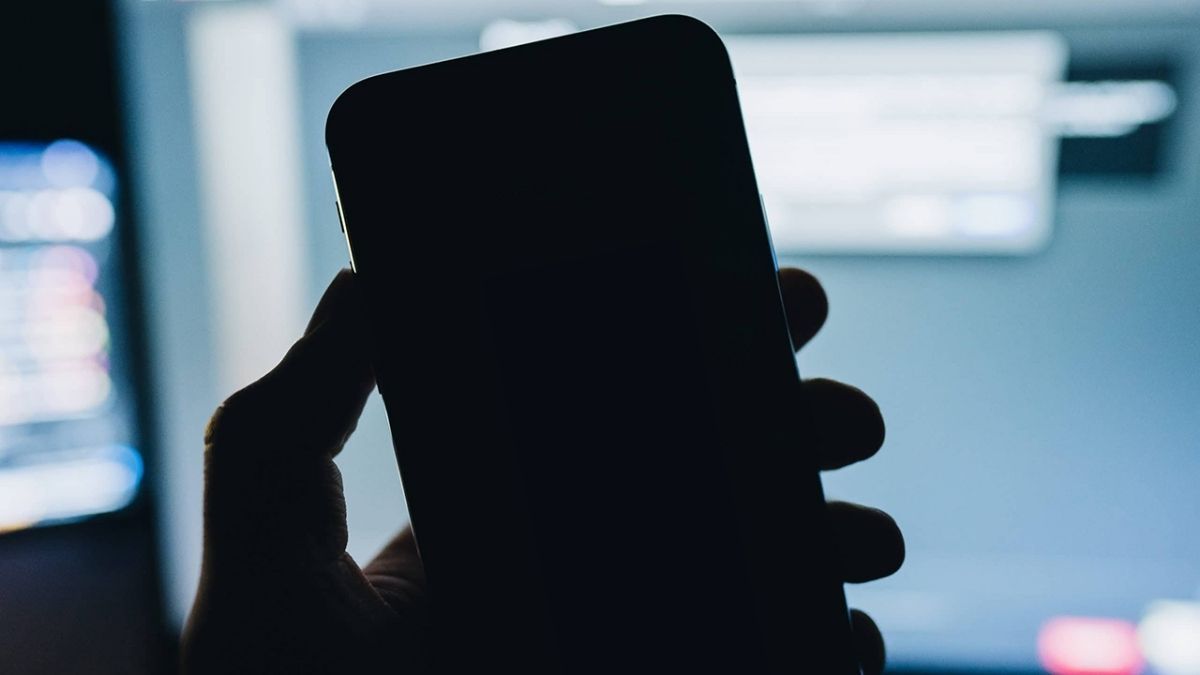 iPhone 14 Pro Max bị tắt nguồn mở không lên? Giải pháp nhanh